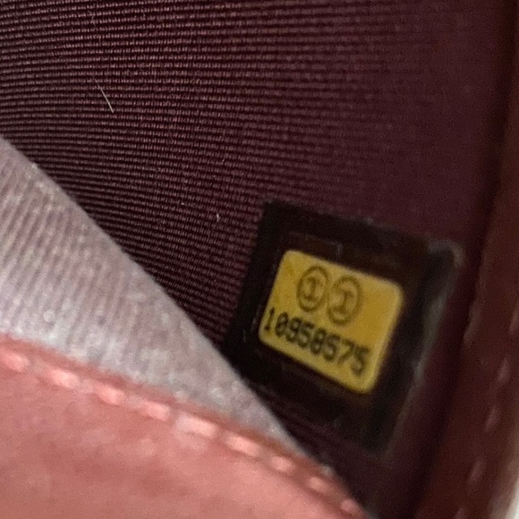 ***SOLD*** Chanel long wallet - Picture 7 of 8